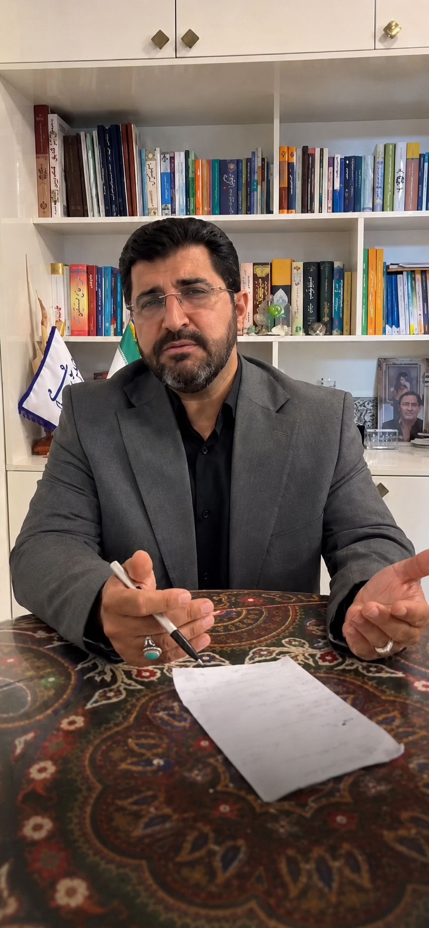 معتمدی‌زاده: دولت در سیاست عرضه بنزین بازنگری کند